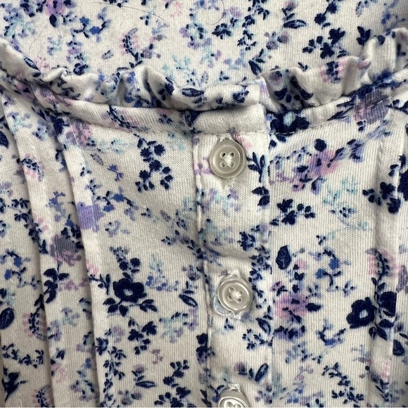 ADONNA SLEEPWEAR Floral Print Nightclub with buttons and tucks. Size XL - Picture 4 of 6